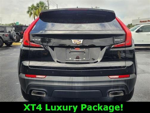 2020 Cadillac XT4 Luxury