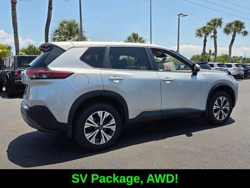 Brilliant Silver Metallic 2023 Nissan Rogue SV