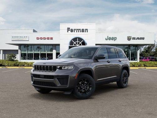 Metallic 2026 Jeep Grand Cherokee Laredo