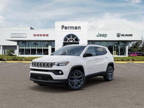 Bright White Clearcoat 2026 Jeep Compass Latitude
