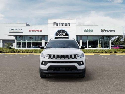 Bright White Clearcoat 2026 Jeep Compass Latitude