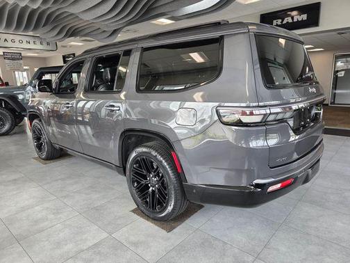 Metallic 2026 Jeep Grand Wagoneer Limited Reserve