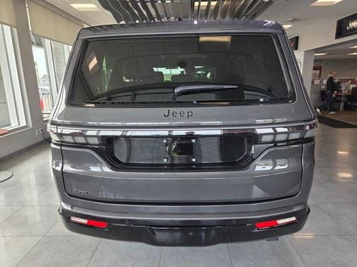 Metallic 2026 Jeep Grand Wagoneer Limited Reserve