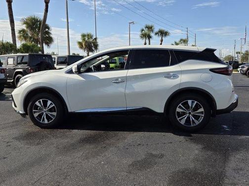 White 2021 Nissan Murano S