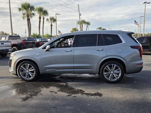 Silver Metallic 2024 Cadillac XT6 Premium Luxury FWD