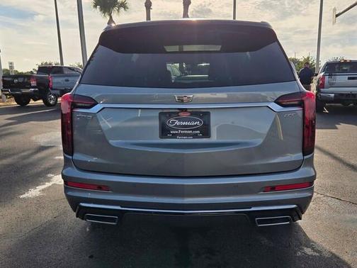 Silver Metallic 2024 Cadillac XT6 Premium Luxury FWD