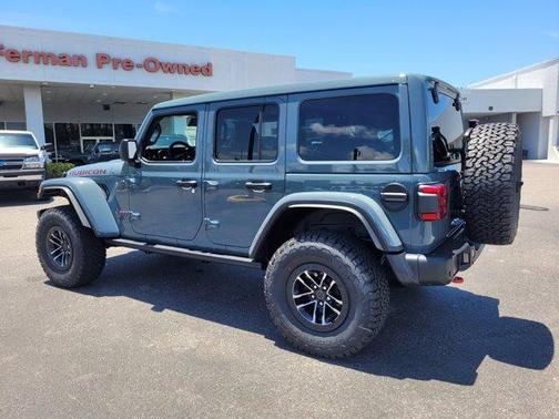 2025 Jeep Wrangler Rubicon