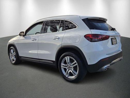 2022 Mercedes-Benz GLA 250 Base 4MATIC