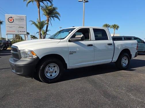 Bright White Clearcoat 2023 RAM 1500 Classic Tradesman