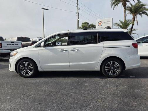 Snow White Pearl 2021 Kia Sedona SX