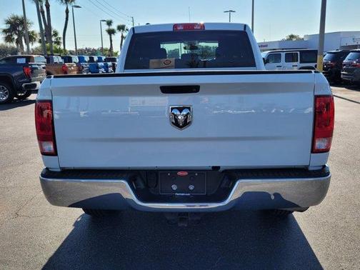 2017 RAM 1500 Tradesman/Express