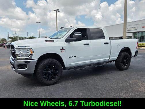 Bright White Clearcoat 2023 RAM 2500 Big Horn