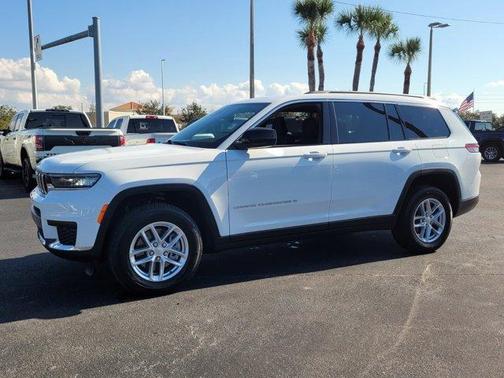 2024 Jeep Grand Cherokee L Laredo