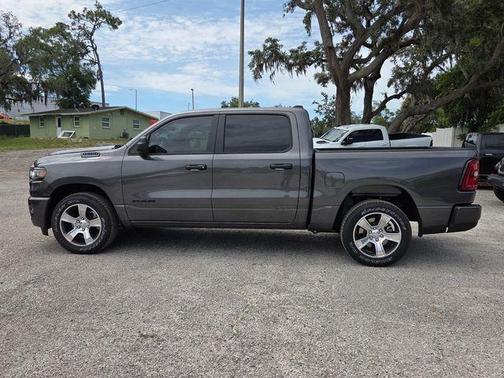 Granite Crystal Clearcoat Metallic 2026 RAM 1500 Express