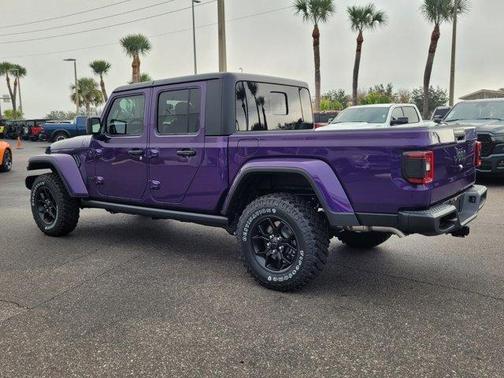 2026 Jeep Gladiator Sport