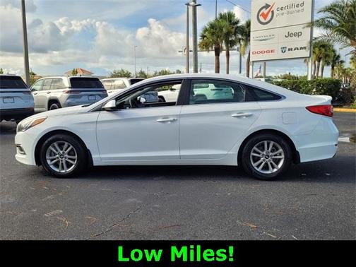 2016 Hyundai SONATA SE