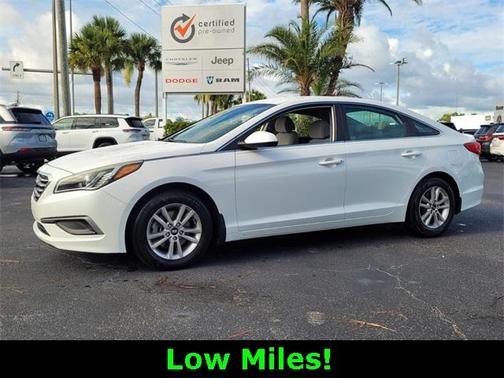 2016 Hyundai SONATA SE