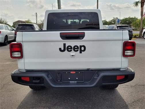 2025 Jeep Gladiator Sport