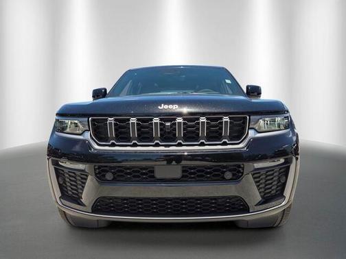 Diamond Black 2026 Jeep Grand Cherokee Limited