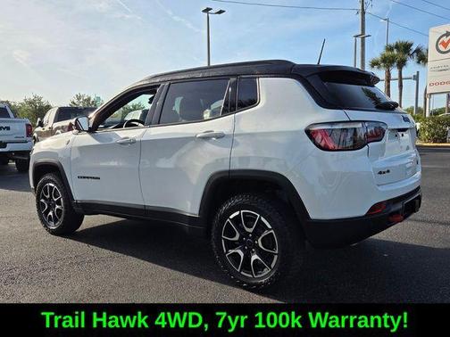 2025 Jeep Compass Trailhawk