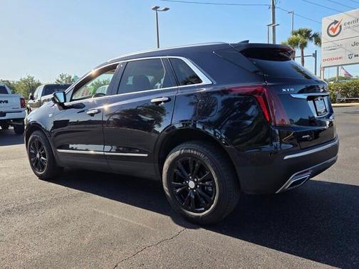 Dark Moon Blue Metallic 2021 Cadillac XT5 Premium Luxury