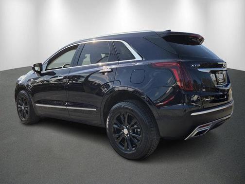 Dark Moon Blue Metallic 2021 Cadillac XT5 Premium Luxury