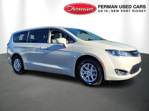 2020 Chrysler Pacifica Touring