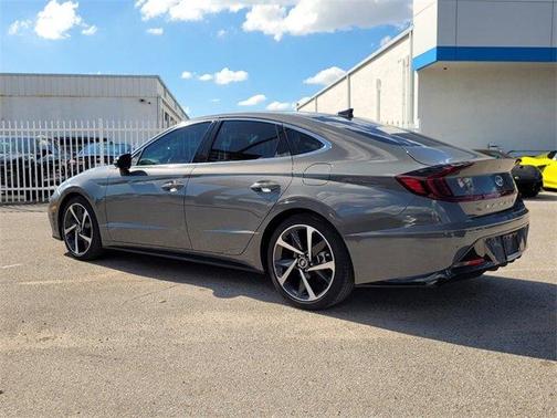 2023 Hyundai SONATA SEL Plus