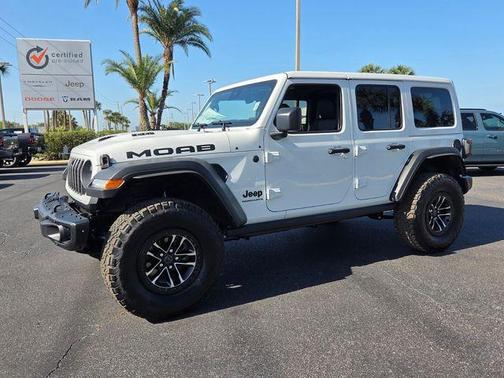 Bright White Clearcoat 2026 Jeep Wrangler Moab 392