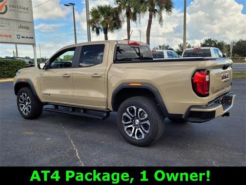 2023 GMC Canyon AT4