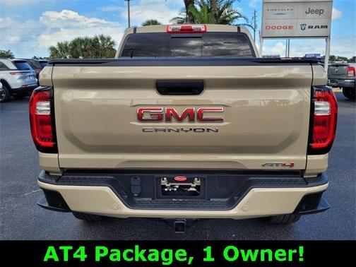 2023 GMC Canyon AT4