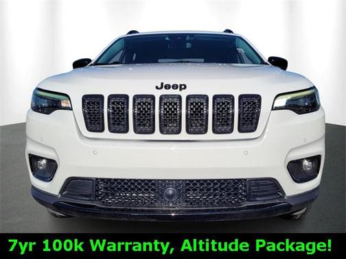 2023 Jeep Cherokee Altitude Lux