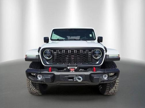 Bright White Clearcoat 2026 Jeep Gladiator Rubicon