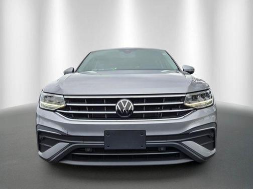 Pyrite Silver Metallic 2022 Volkswagen Tiguan 2.0T SE