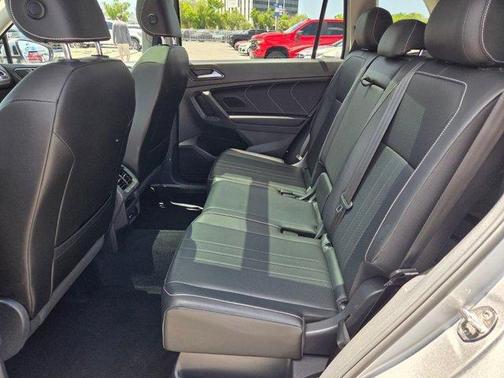 Pyrite Silver Metallic 2022 Volkswagen Tiguan 2.0T SE