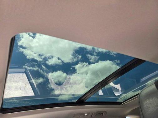 Pyrite Silver Metallic 2022 Volkswagen Tiguan 2.0T SE