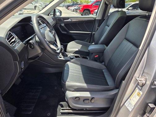 Pyrite Silver Metallic 2022 Volkswagen Tiguan 2.0T SE