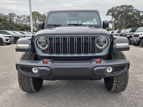 Black Clearcoat 2026 Jeep Gladiator Rubicon