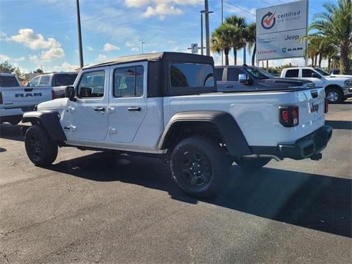 2025 Jeep Gladiator Sport