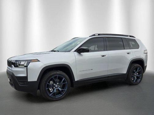 Silver Zynith Clearcoat 2026 Jeep Cherokee LAREDO/LIMITED