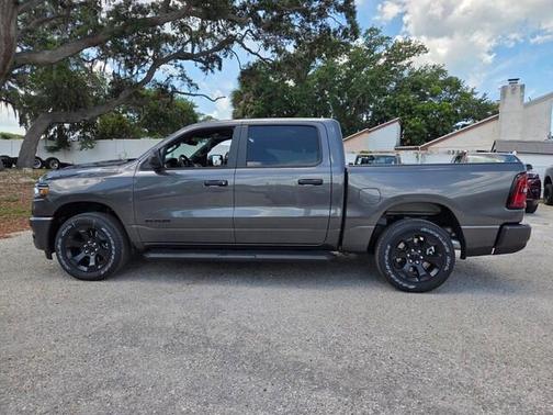 Granite Crystal Clearcoat Metallic 2026 RAM 1500 Express