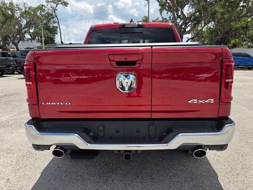 Molten Red Pearlcoat 2026 RAM 1500 Limited