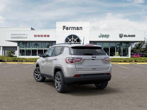 Silver Zynith 2026 Jeep Compass Latitude