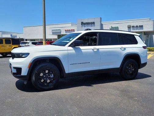 2025 Jeep Grand Cherokee L Laredo
