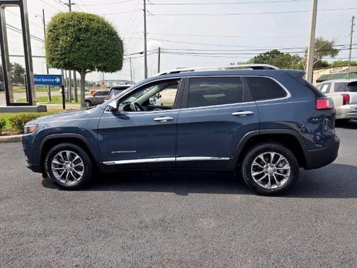 Slate Blue Pearlcoat 2020 Jeep Cherokee Latitude Plus