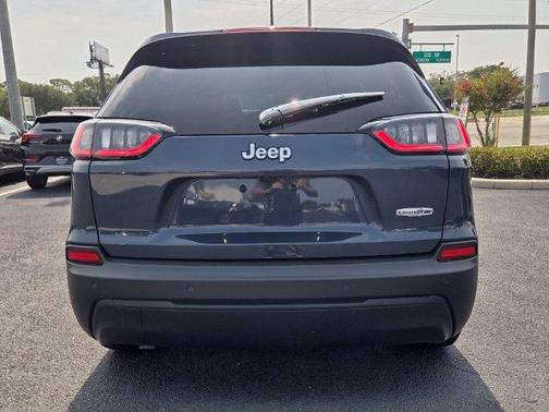 Slate Blue Pearlcoat 2020 Jeep Cherokee Latitude Plus