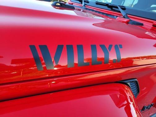 Firecracker Red Clearcoat 2026 Jeep Gladiator Sport