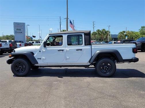 2025 Jeep Gladiator Sport