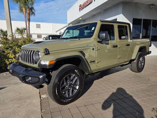 41 2026 Jeep Gladiator Sport