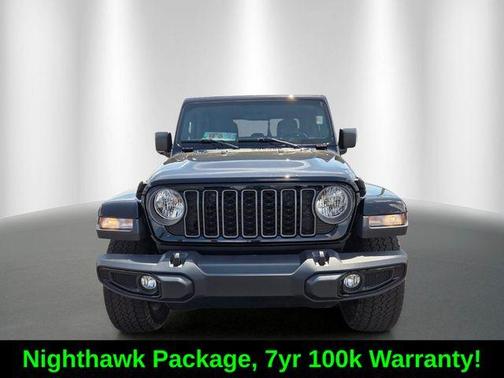 Black Clearcoat 2025 Jeep Gladiator Sport